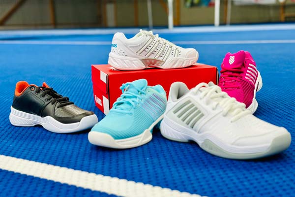 Tennisschuhe
